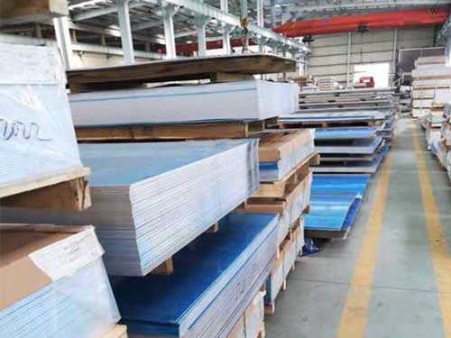 Insulation aluminum jacketing roll