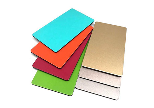 Feuille d'aluminium noir