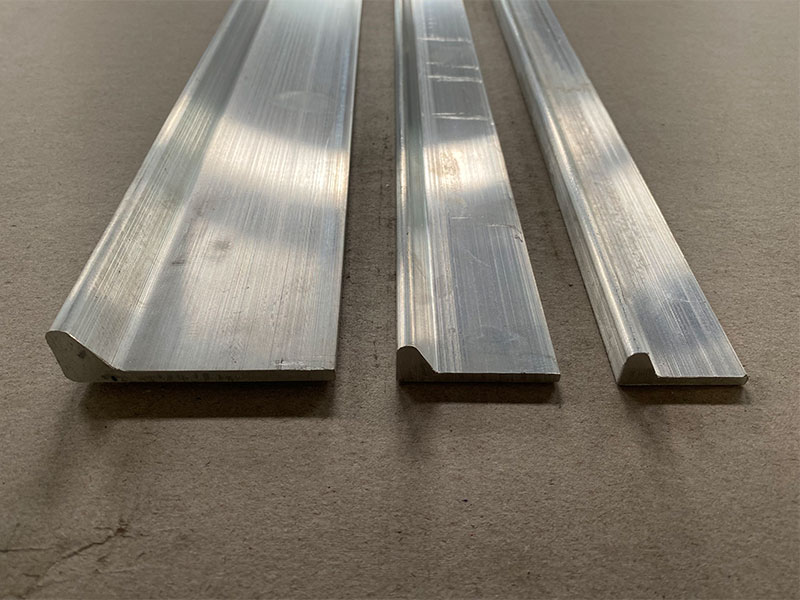 Profil du dissipateur de chaleur en aluminium marin pour les solutions de refroidissement pour les moteurs marins